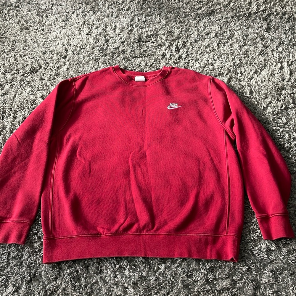 Red Nike Crewneck, Men’s L